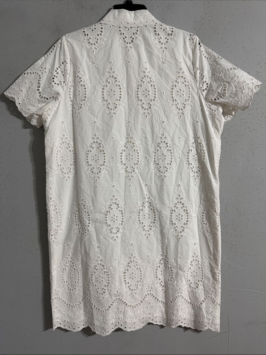 Nwt Elie Tahari Eyelet Button-Front Midi Dress. Eyelets All Around